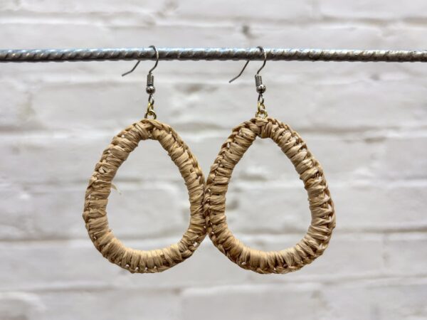 Natural woven earrings by Melissa Taylor